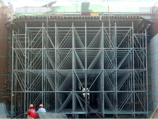 承插型盤(pán)扣式腳手架●和鋼管舞有什么關(guān)聯(lián)嗎？